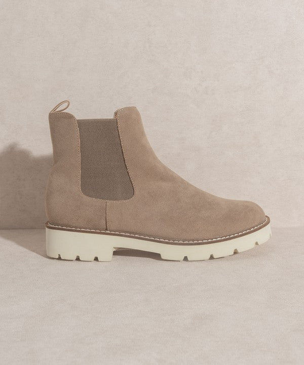 Gianna - Chunky Sole Chelsea Boot